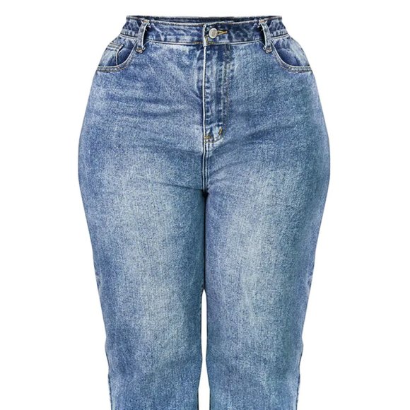 Plus Mid Wash Split Hem Jean - Picture 4 of 4